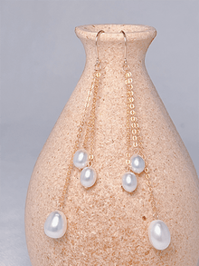 Pearl Dangle Earrings