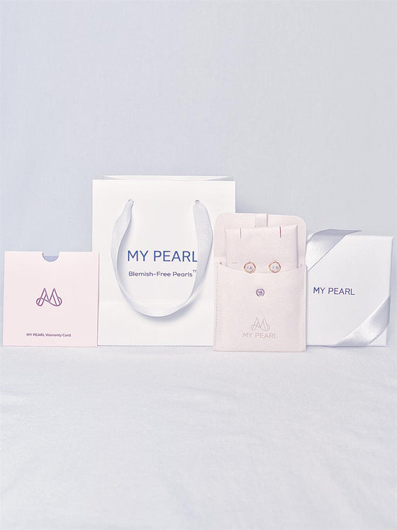 Complete Packaging of Square Freshwater Pearl Earrings 6.5mm in 18K Gold Vermeil